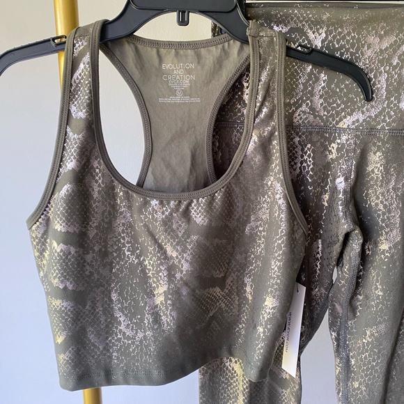 Evolution and Creation Snake Metallic Set - Picture 4 of 7